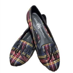 Rock and Republic Red Plaid Embroided Logo Flats Size 5.5